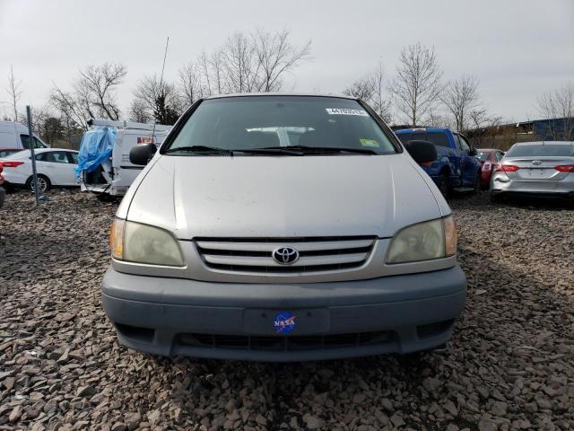 Photo 5 from auction – 2002 TOYOTA SIENNA LE with VIN 4T3ZF19C02U479351