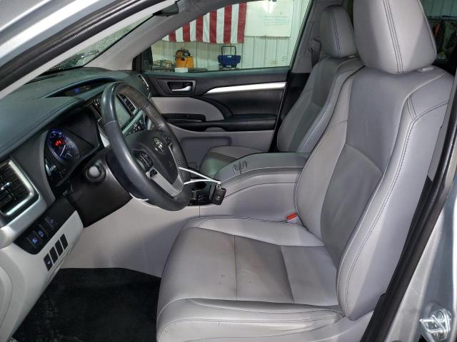 Photo 7 from auction – 2019 TOYOTA HIGHLANDER with VIN 5TDJZRFH7KS582870