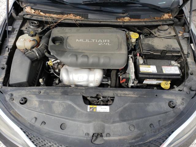 Photo 11 from auction – 2015 CHRYSLER 200 LIMITE with VIN 1C3CCCAB6FN753781