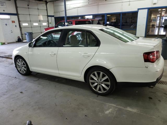 Photo 2 from auction – 2010 VOLKSWAGEN JETTA WOLF with VIN 3VWRJ7AJ2AM018404