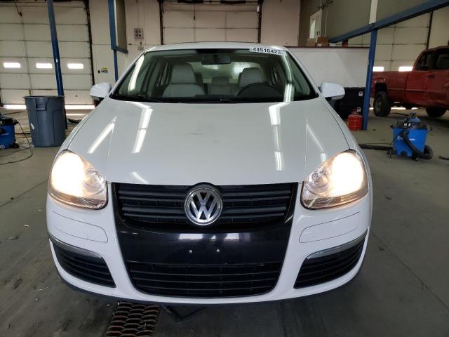 Photo 5 from auction – 2010 VOLKSWAGEN JETTA WOLF with VIN 3VWRJ7AJ2AM018404