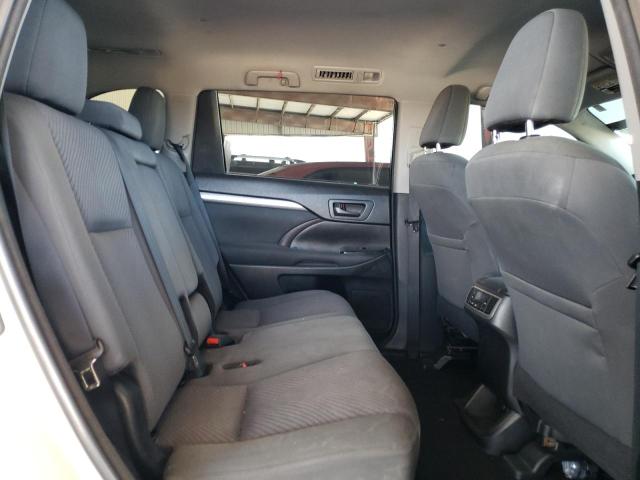 Photo 10 from auction – 2018 TOYOTA HIGHLANDER with VIN 5TDZARFH4JS039954