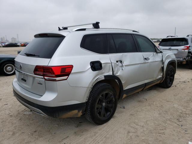 Photo 3 from auction – 2018 VOLKSWAGEN ATLAS SE with VIN 1V2LR2CA5JC540722