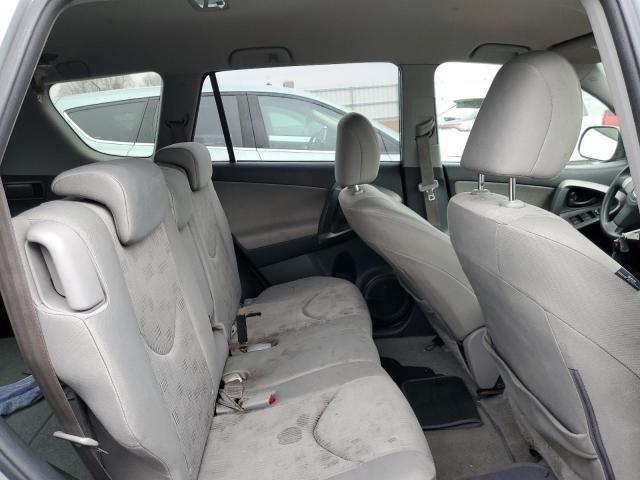 Photo 11 from auction – 2010 TOYOTA RAV4 with VIN JTMZF4DV7AD015740