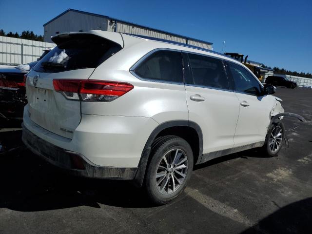 Photo 3 from auction – 2019 TOYOTA HIGHLANDER with VIN 5TDJZRFH6KS593276