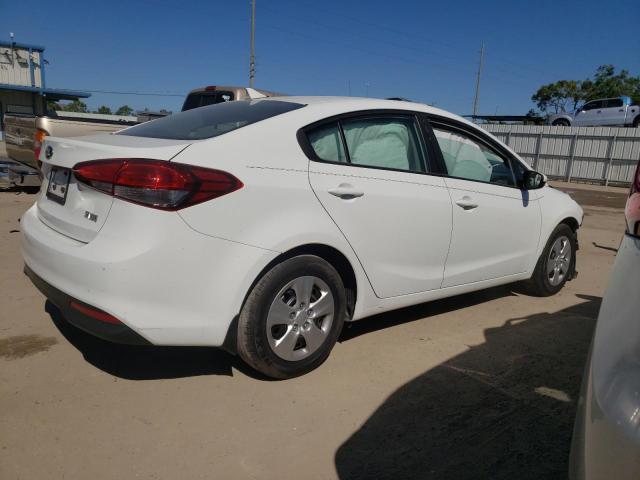 Photo 3 from auction – 2018 KIA FORTE LX with VIN 3KPFK4A75JE217706