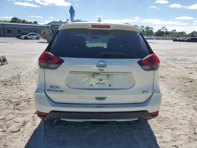 Photo 6 from auction – 2017 NISSAN ROGUE S with VIN 5N1AT2MT7HC868837