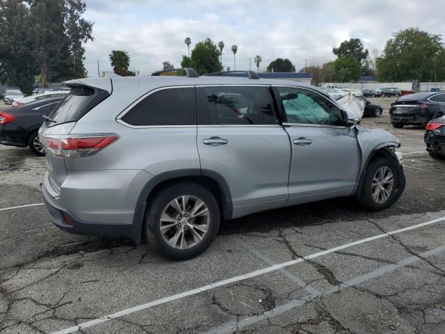 Photo 3 from auction – 2015 TOYOTA HIGHLANDER with VIN 5TDBKRFH4FS103769