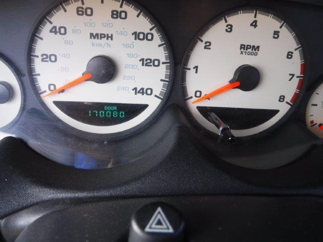 Photo 9 from auction – 2005 DODGE NEON with VIN 1B3ES56C75D206402