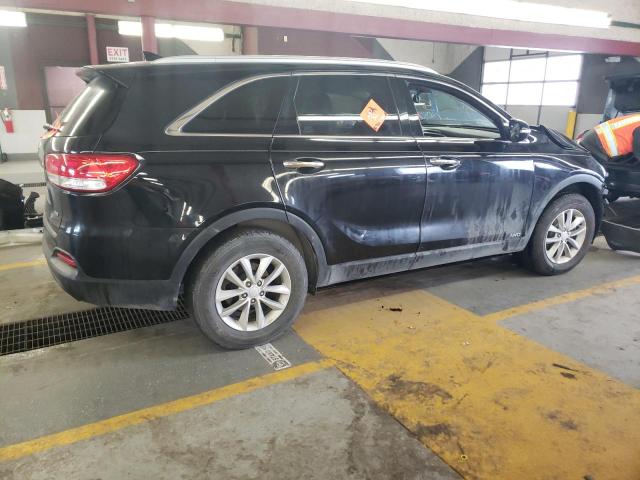 Photo 3 from auction – 2016 KIA SORENTO LX with VIN 5XYPGDA33GG103248