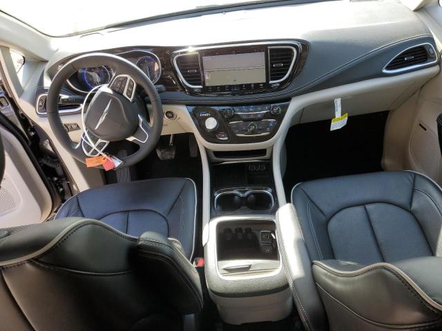 Photo 8 from auction – 2022 CHRYSLER PACIFICA L with VIN 2C4RC1GG1NR210028