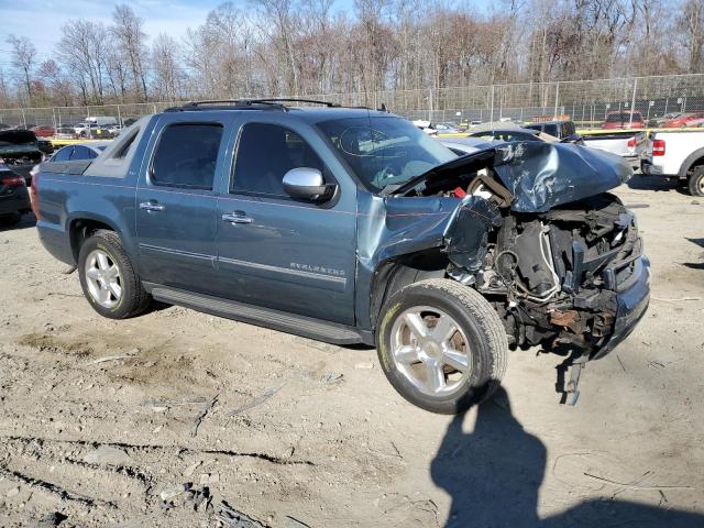 Photo 4 from auction – 2011 CHEVROLET AVALANCHE with VIN 3GNTKGE34BG112745