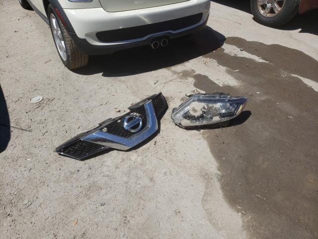 Photo 13 from auction – 2016 NISSAN ROGUE S with VIN JN8AT2MT9GW005589
