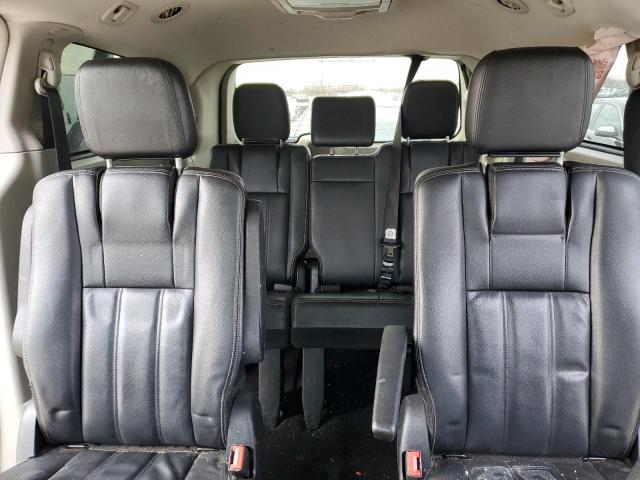 Photo 10 from auction – 2014 CHRYSLER TOWN & COU with VIN 2C4RC1BG3ER125229