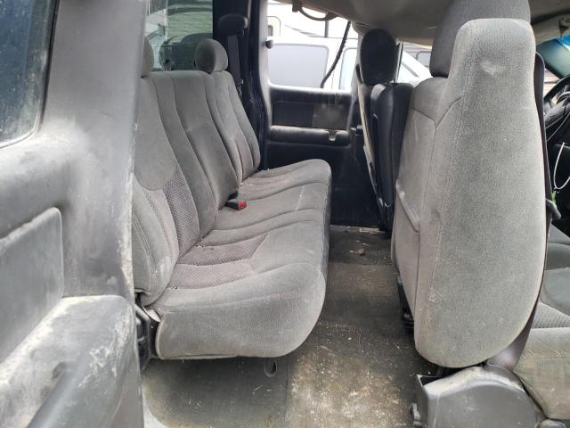 Photo 10 from auction – 2003 CHEVROLET SILVERADO with VIN 1GCHK29U43E354982