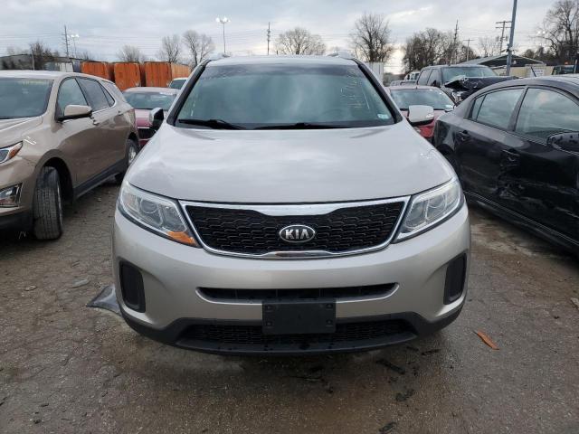 Photo 5 from auction – 2015 KIA SORENTO LX with VIN 5XYKT4A79FG580788