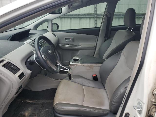 Photo 7 from auction – 2016 TOYOTA PRIUS V with VIN JTDZN3EU6GJ048130