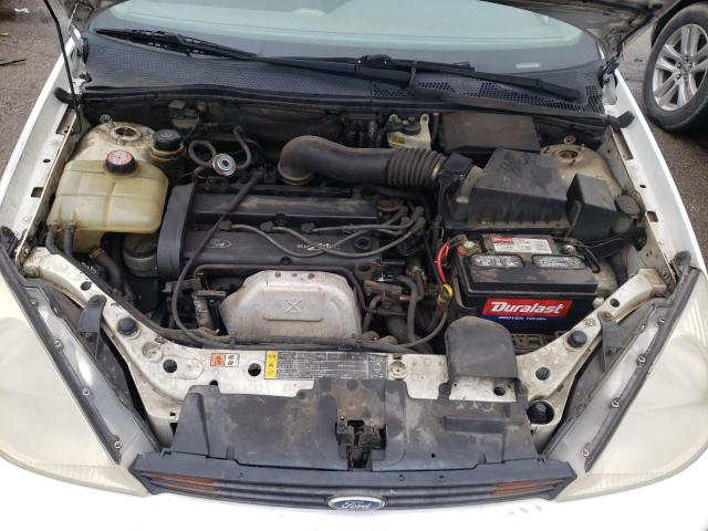 Photo 11 from auction – 2000 FORD FOCUS ZX3 with VIN 3FAFP3138YR213957