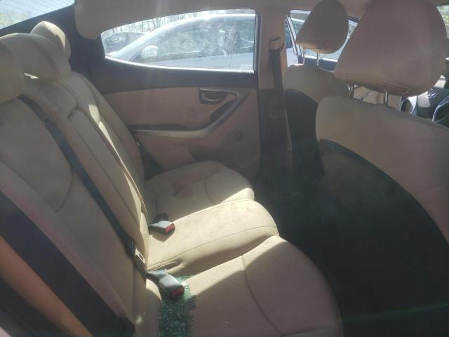 Photo 10 from auction – 2012 HYUNDAI ELANTRA GL with VIN 5NPDH4AE7CH070565