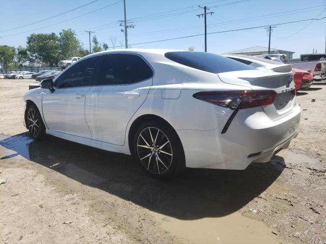 Photo 2 from auction – 2022 TOYOTA CAMRY SE with VIN 4T1G11AK5NU653775