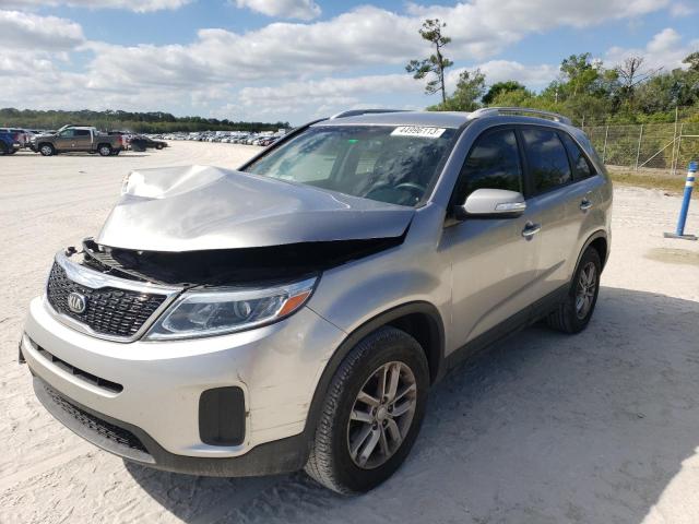 KIA SORENTO LX 2015 with VIN 5XYKT4A70FG566763 - Photo from auction