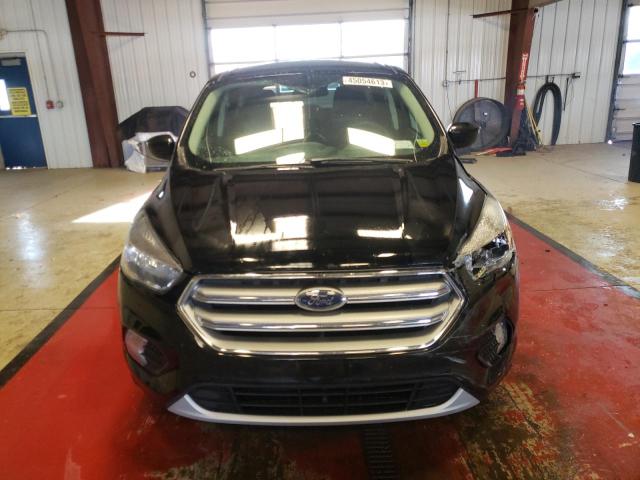 Photo 5 from auction – 2017 FORD ESCAPE SE with VIN 1FMCU9GD8HUD85967