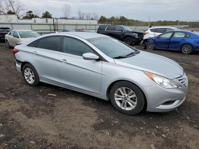 Photo 4 from auction – 2011 HYUNDAI SONATA GLS with VIN 5NPEB4AC0BH042125