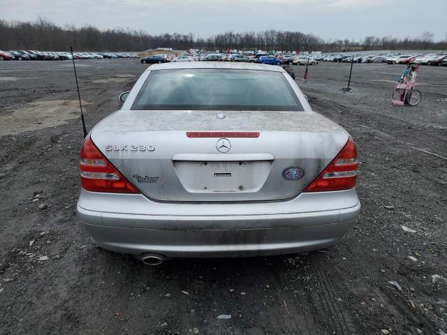 Photo 6 from auction – 2001 MERCEDES-BENZ SLK with VIN WDBKK49F81F174445