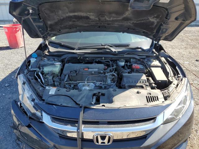 Photo 11 from auction – 2017 HONDA CIVIC LX with VIN 2HGFC2F56HH531924