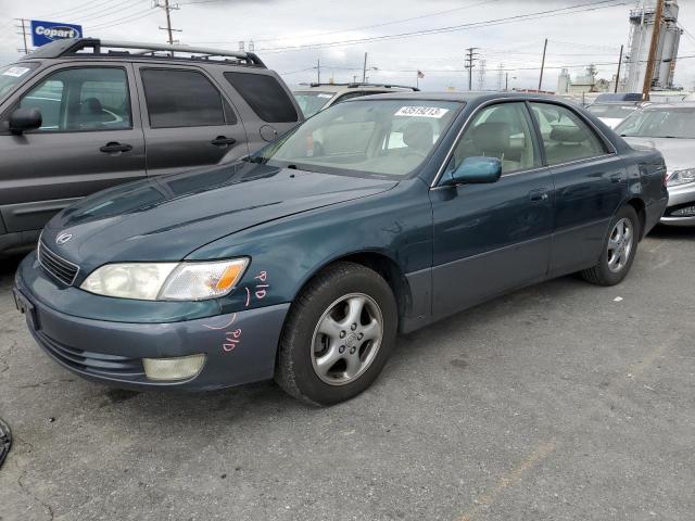 LEXUS ES 300 1998 with VIN JT8BF28GXW5041928 - Photo from auction