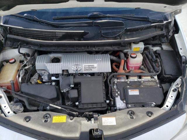 Photo 11 from auction – 2015 TOYOTA PRIUS V with VIN JTDZN3EU3FJ025628