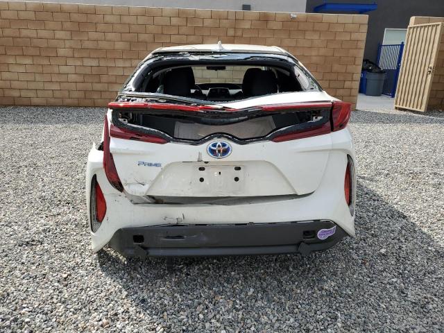 Photo 6 from auction – 2019 TOYOTA PRIUS PRIM with VIN JTDKARFP5K3117153