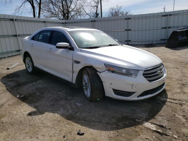 Photo 4 from auction – 2014 FORD TAURUS SEL with VIN 1FAHP2H82EG125333