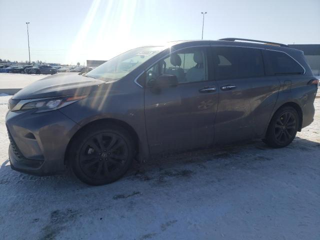 TOYOTA SIENNA LE 2021 with VIN 5TDGRKEC7MS055941 - Photo from auction