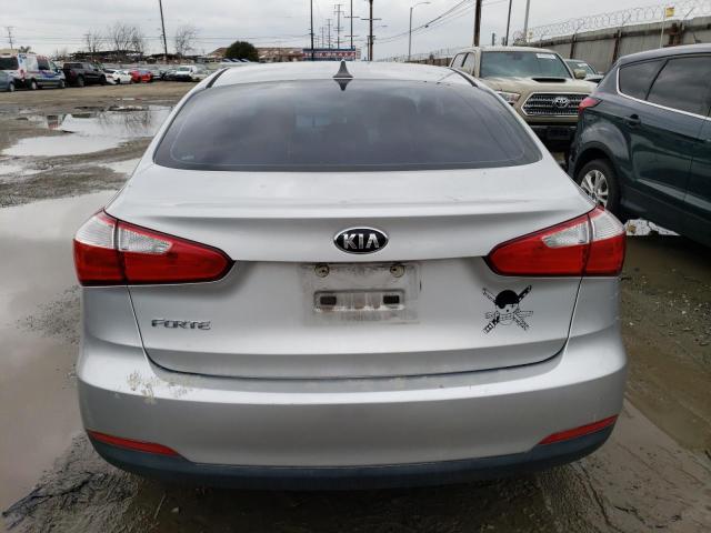 Photo 6 from auction – 2015 KIA FORTE LX with VIN KNAFX4A67F5276040