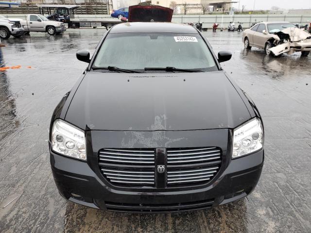 Photo 5 from auction – 2005 DODGE MAGNUM R/T with VIN 2D8GV58215H610660