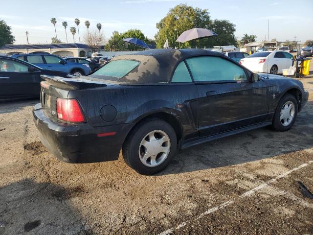 Photo 3 from auction – 2000 FORD MUSTANG with VIN 1FAFP4441YF279418