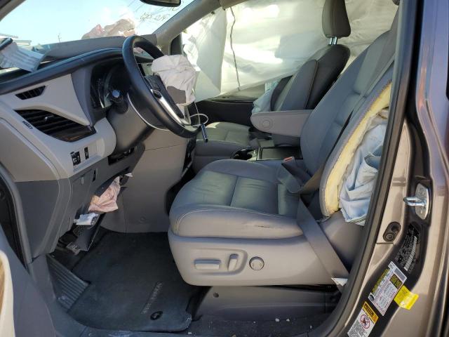 Photo 7 from auction – 2015 TOYOTA SIENNA XLE with VIN 5TDDK3DC3FS106515
