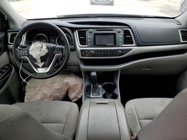 Photo 8 from auction – 2018 TOYOTA HIGHLANDER with VIN 5TDZARFH7JS039575
