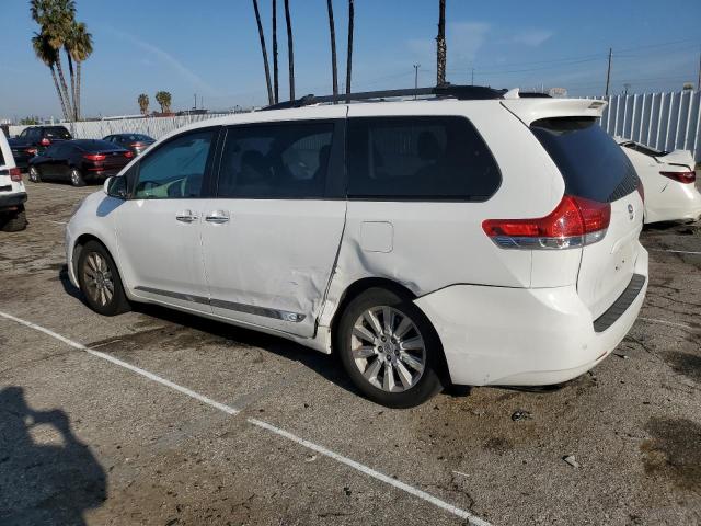 Photo 2 from auction – 2013 TOYOTA SIENNA XLE with VIN 5TDDK3DC1DS069378