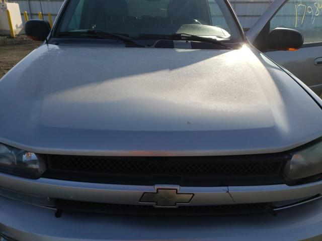 Photo 12 from auction – 2004 CHEVROLET TRAILBLAZE with VIN 1GNDT13S442104536