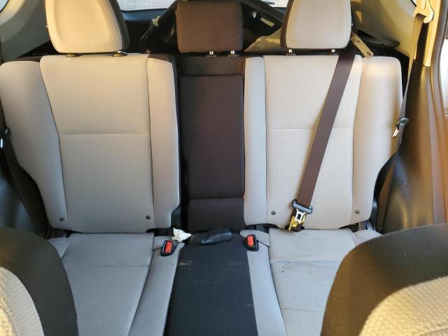 Photo 10 from auction – 2017 TOYOTA RAV4 XLE with VIN JTMWFREV0HJ714833