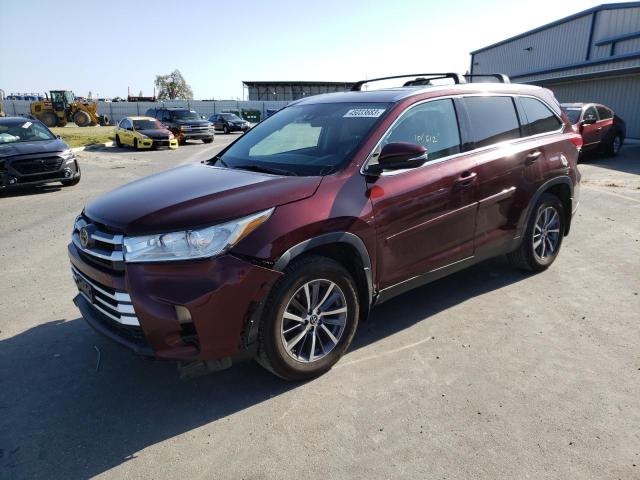 TOYOTA HIGHLANDER 2019 with VIN 5TDJZRFH6KS953971 - Photo from auction