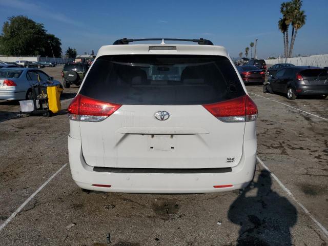 Photo 6 from auction – 2013 TOYOTA SIENNA XLE with VIN 5TDDK3DC1DS069378