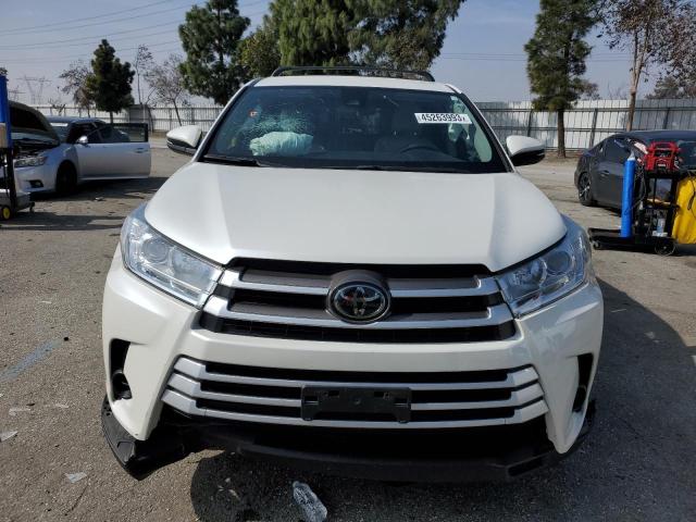 Photo 5 from auction – 2018 TOYOTA HIGHLANDER with VIN 5TDZZRFH8JS285110