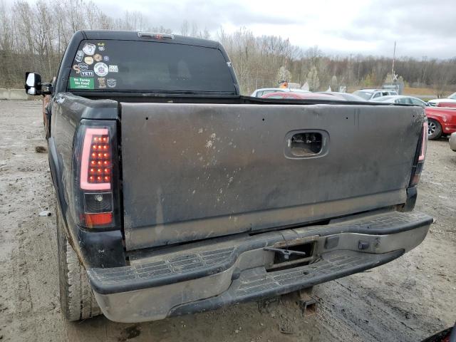 Photo 6 from auction – 2004 GMC SIERRA K25 with VIN 1GTHK231X4F143635