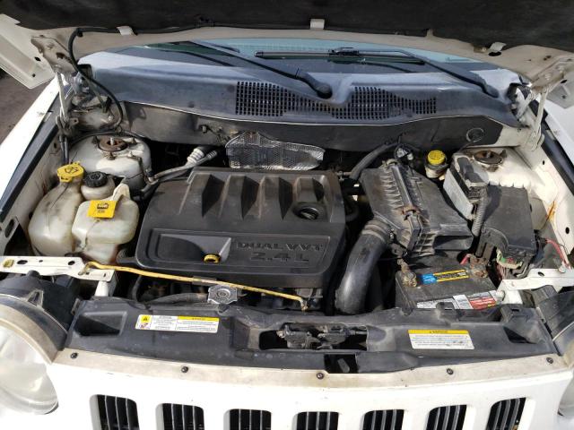 Photo 11 from auction – 2007 JEEP COMPASS LI with VIN 1J8FF57W27D156178