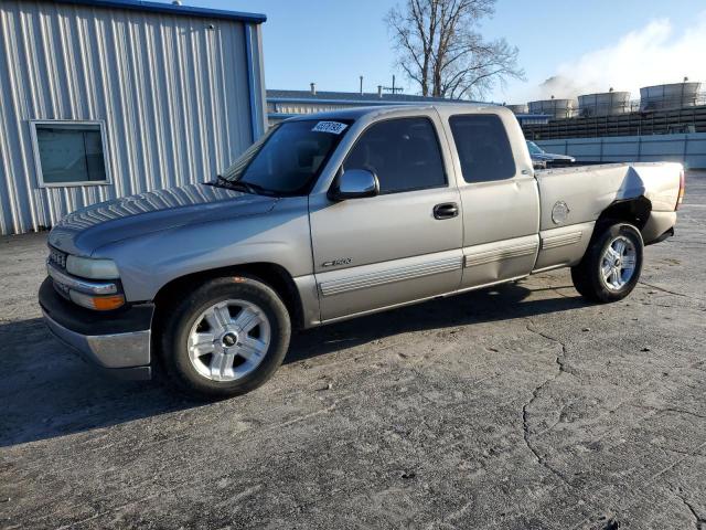 CHEVROLET SILVERADO 2000 with VIN 2GCEC19T8Y1164743 - Photo from auction