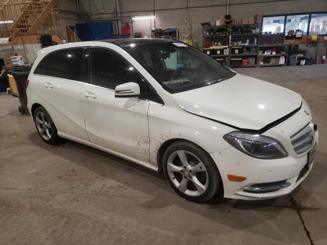 Photo 4 from auction – 2014 MERCEDES-BENZ B250 with VIN WDDMH4EB0EJ189073
