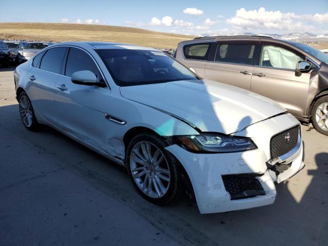 Photo 4 from auction – 2016 JAGUAR XF PRESTIG with VIN SAJBK4BVXGCY23774
